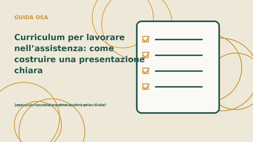 Laptop con curriculum dimostrativo privo di dati personali, taccuino e penna su scrivania chiara.
